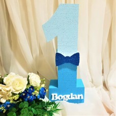 137.Cifra Aniversara Albastru (papion sclipici albastru)