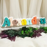 104.Nume PANOU cu Suport Alb - Litere multicolor 2